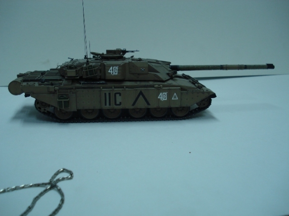 Танк Challenger 2